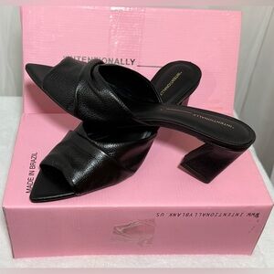 INTENTIONALLY BLANK Black Leather Mules